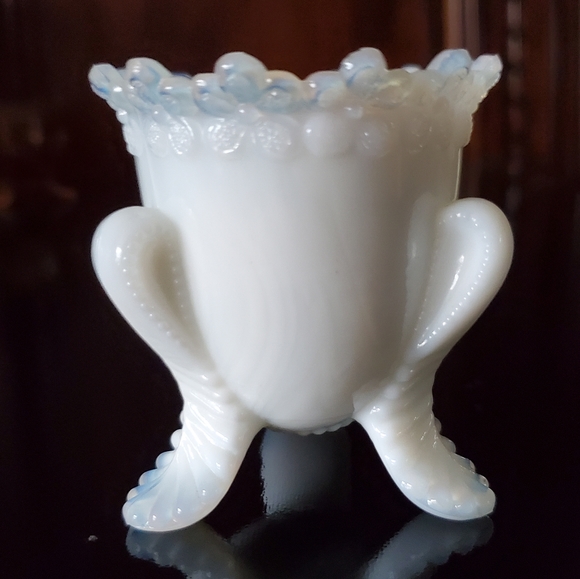Vntg "Forget Me Not" Milky White Slag Glass Toothpick Holder by Degenhart - Picture 11 of 16